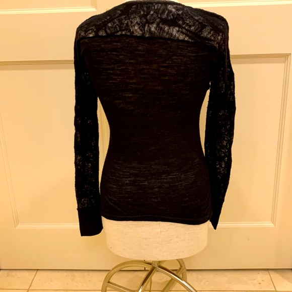 TRANSIT WOMENS BLACK SHIRT WITH LACE DETAIL AND RIBBON TIE AT NECK - Picture 7 of 10